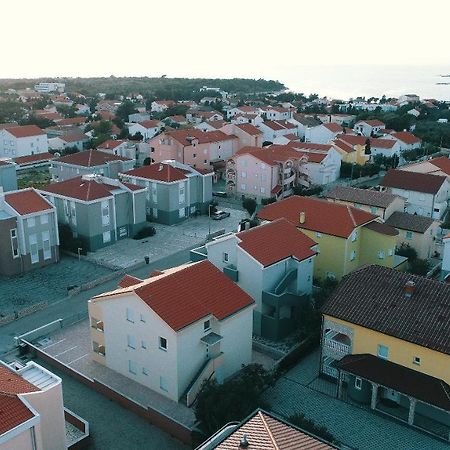 Summer Fun Apartments Новаля Екстер'єр фото