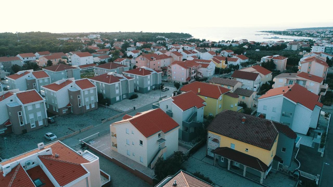 Summer Fun Apartments Новаля Екстер'єр фото